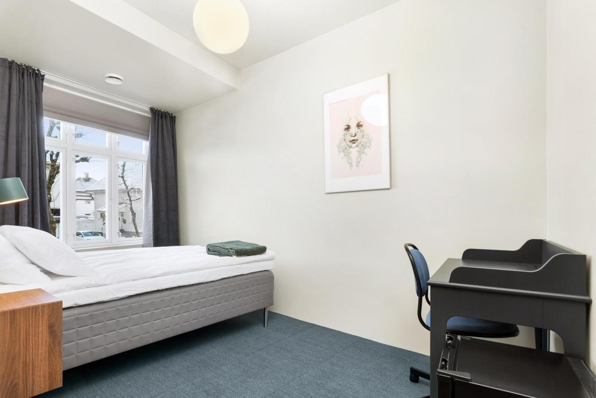 Central Guest House - Bedroom With Private Bathroom Stavanger Cameră foto